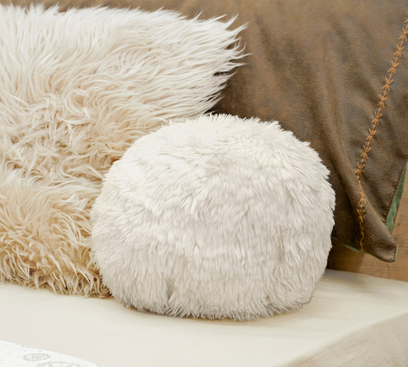 Petit coussin boule de neige